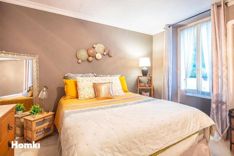 Maison - 150 m² - 8 pièces