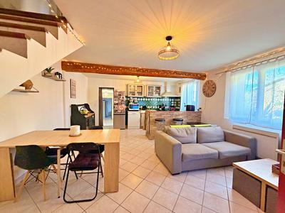 Maison - 95 m² - 4 pièces