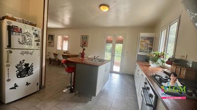 Maison - 139 m² - 5 pièces