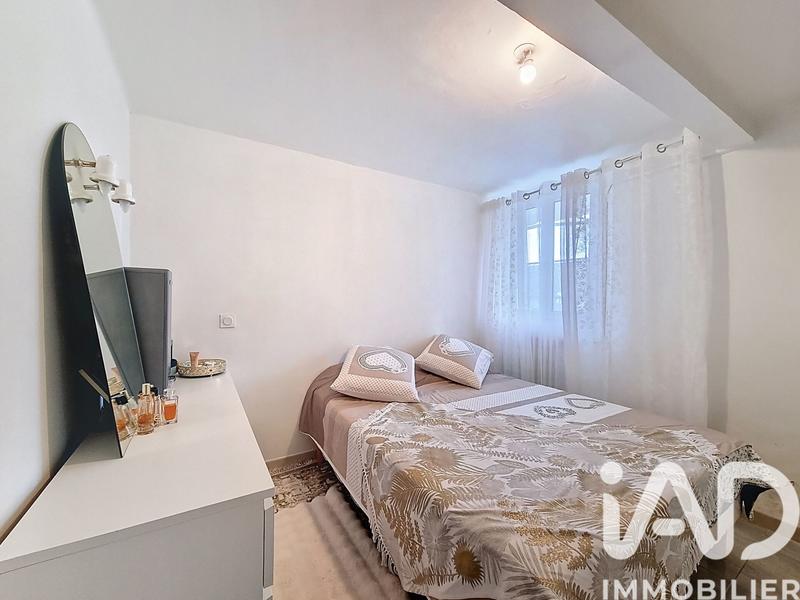 Maison - 208 m² - 5 pièces