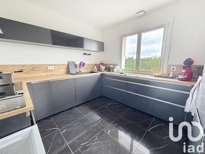 Maison - 205 m² - 6 pièces