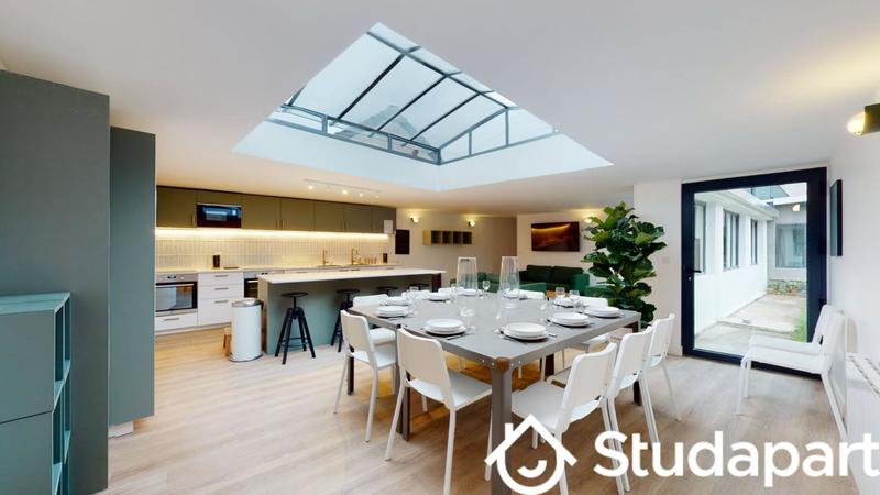 Chambre - 9 m² - 1 pièce