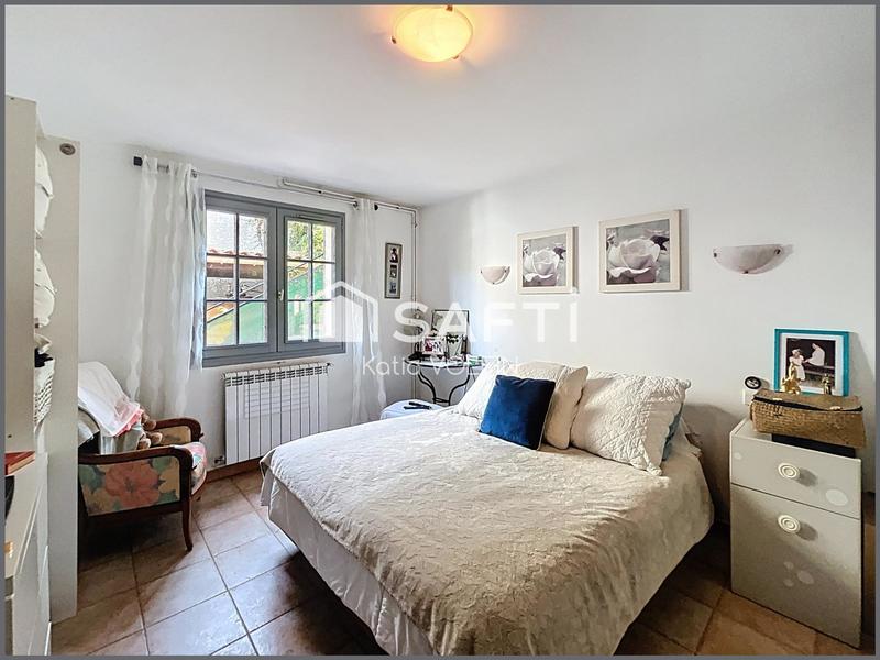 Maison - 196 m² - 7 pièces