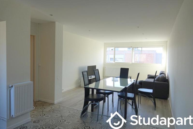 Chambre - 12 m² - 1 pièce