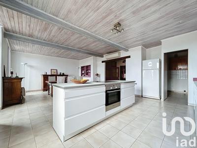 Maison - 195 m² - 6 pièces