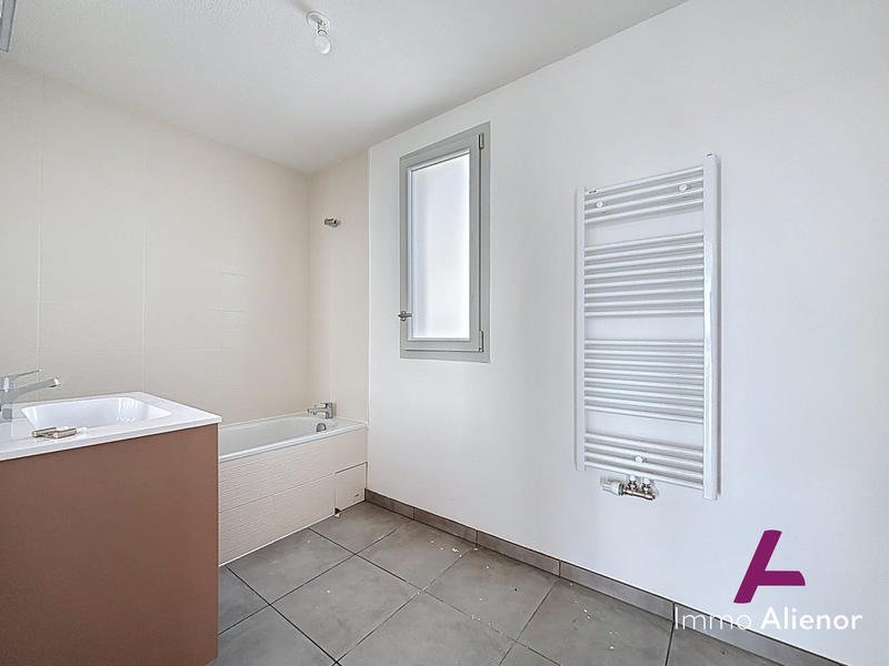 Maison - 79 m² - 4 pièces