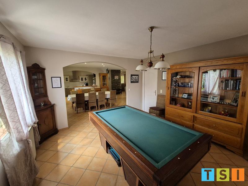 Maison - 188 m² - 6 pièces