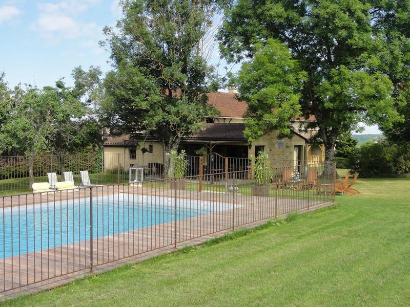 Maison - 319 m² - 12 pièces