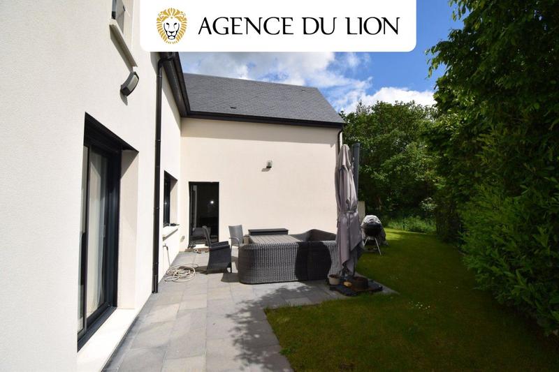 Maison - 182 m² - 8 pièces