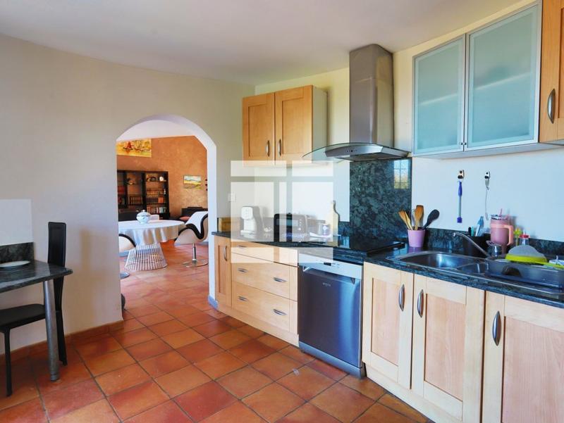 Villa - 150 m² - 5 pièces