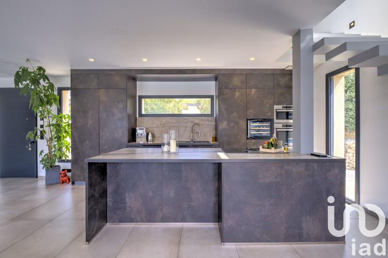 Maison - 152 m² - 5 pièces