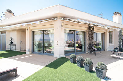 Appartement - 138 m² - 5 pièces