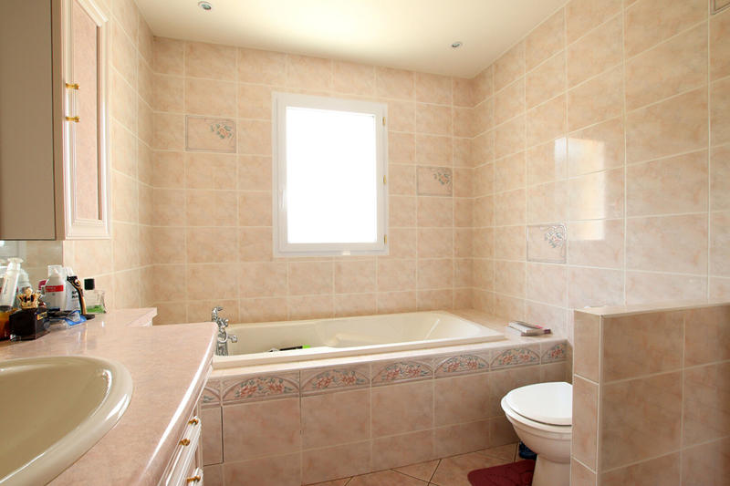 Maison - 192 m² - 7 pièces