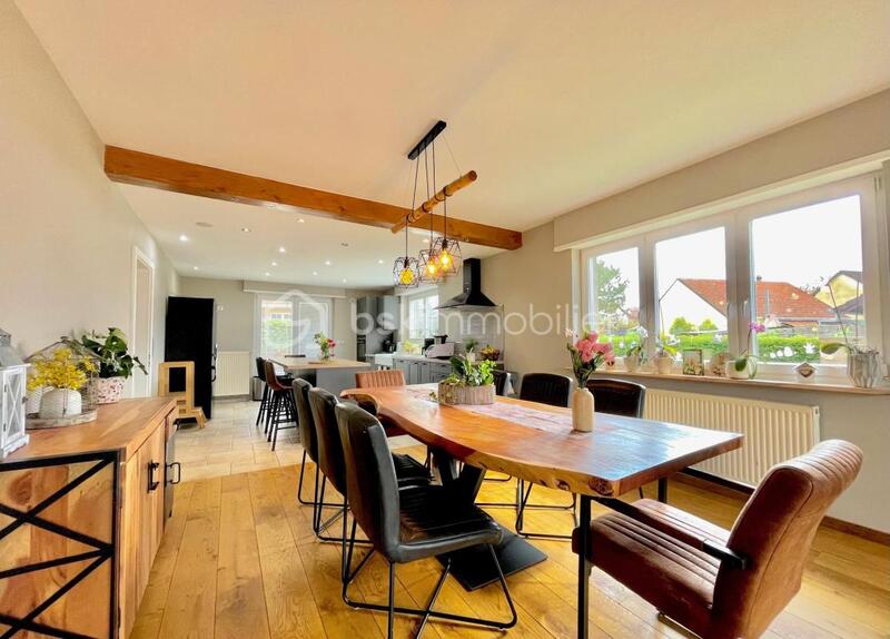 Maison - 155 m² - 8 pièces