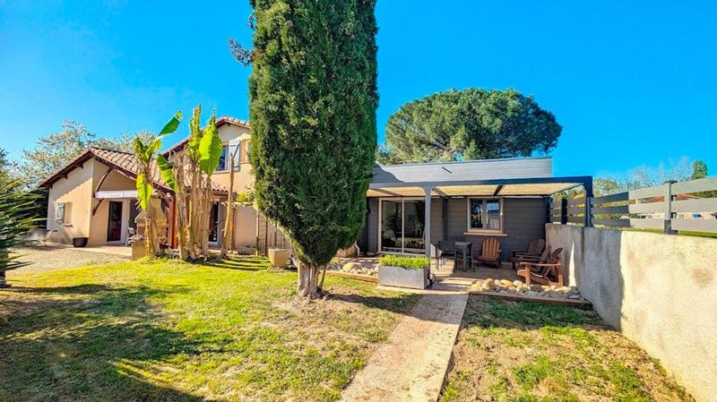 Maison - 160 m² - 8 pièces