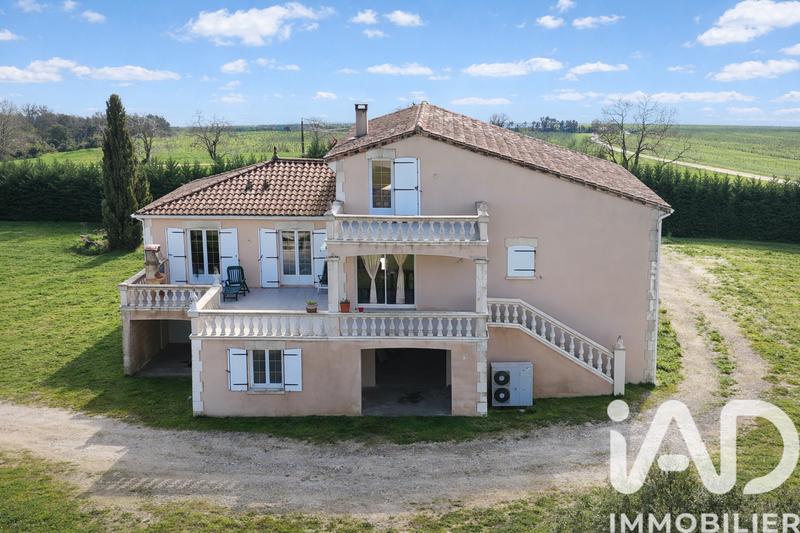 Maison - 170 m² - 7 pièces