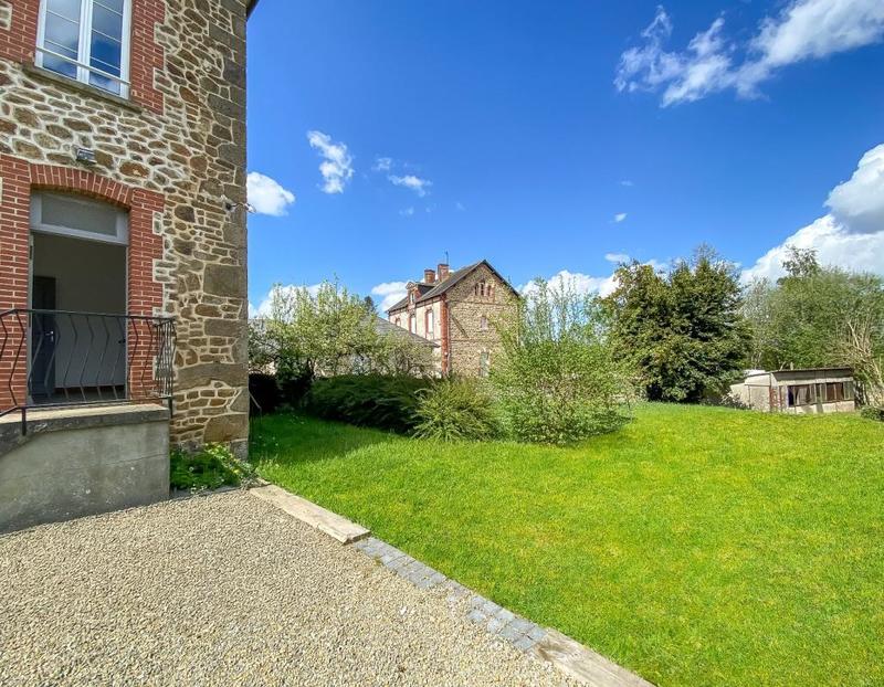 Maison bourgeoise - 117 m² - 6 pièces