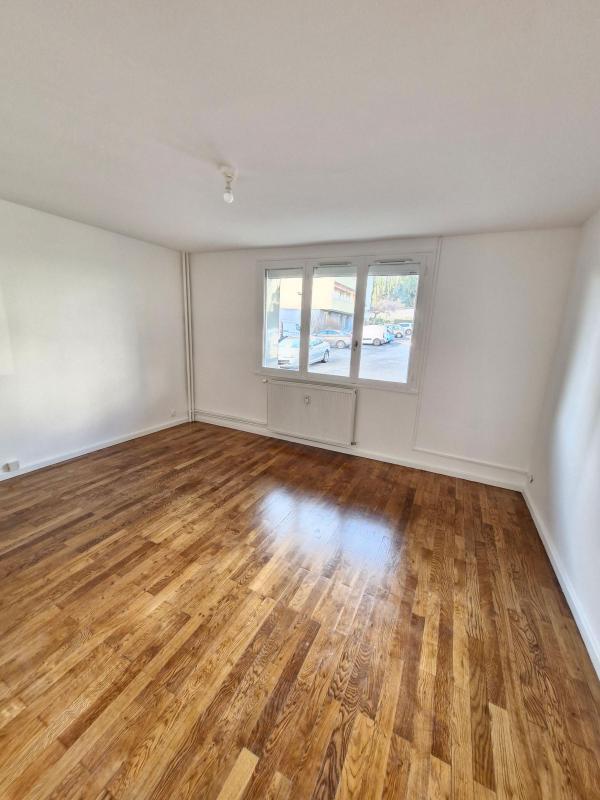 Studio - 27 m² - 1 pièce
