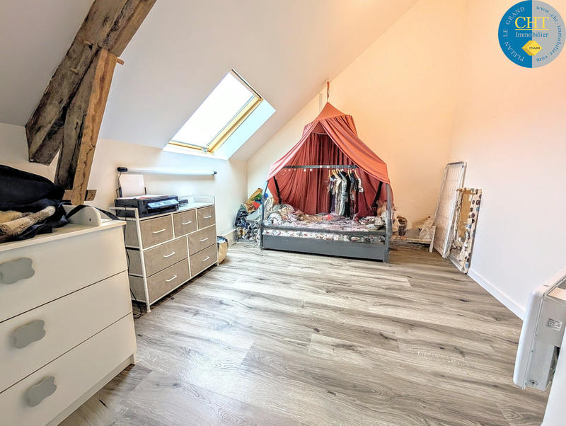 Maison - 94 m² - 5 pièces