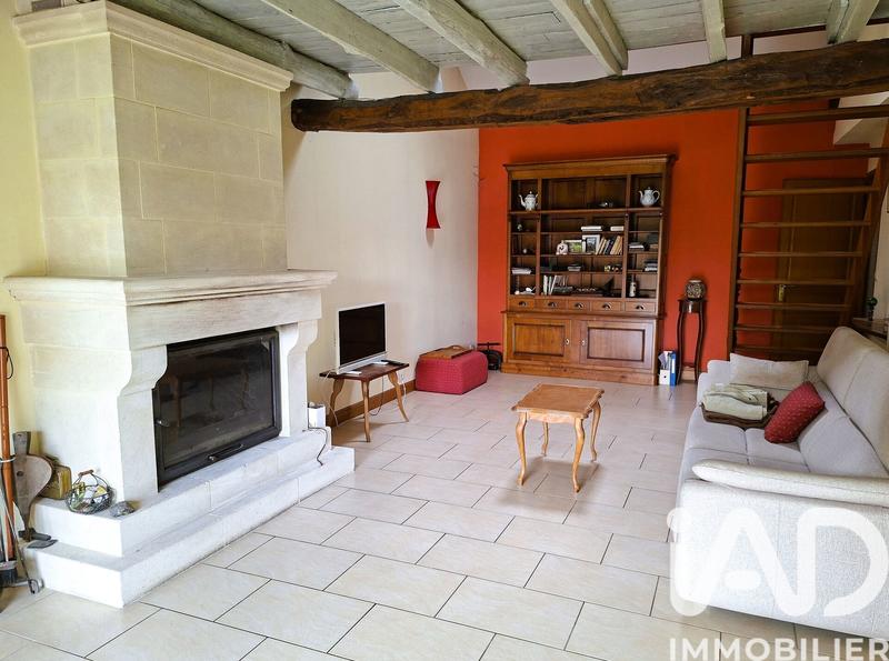Maison - 212 m² - 8 pièces