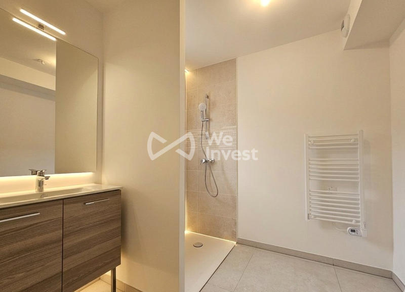 Appartement - 92 m² - 4 pièces