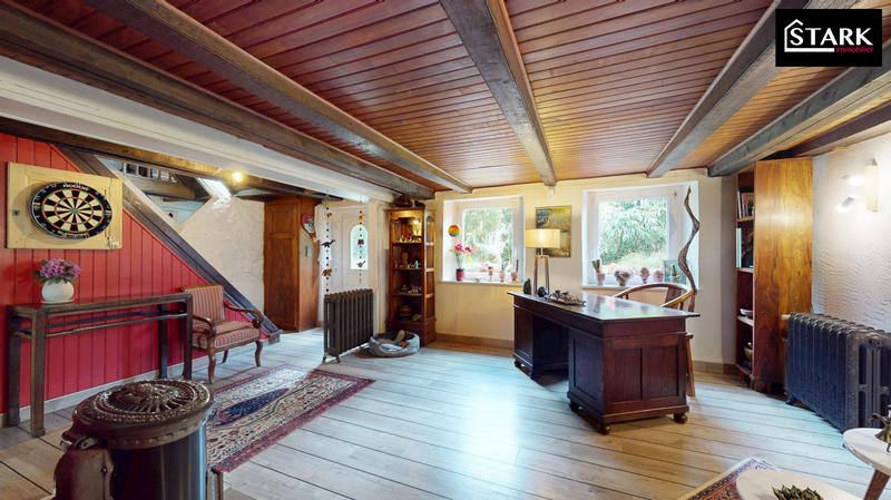 Maison - 177 m² - 7 pièces