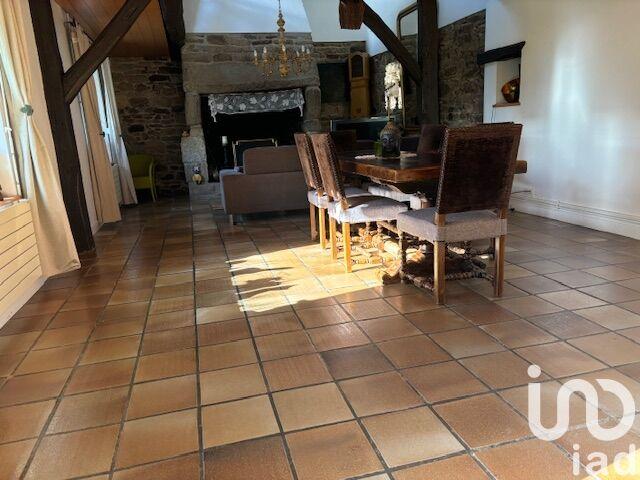 Maison - 178 m² - 7 pièces