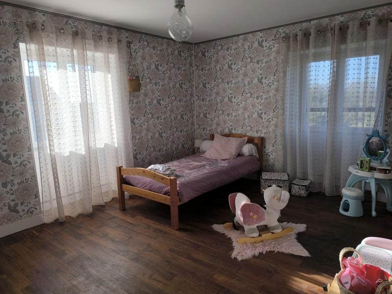 Maison - 198 m² - 5 pièces