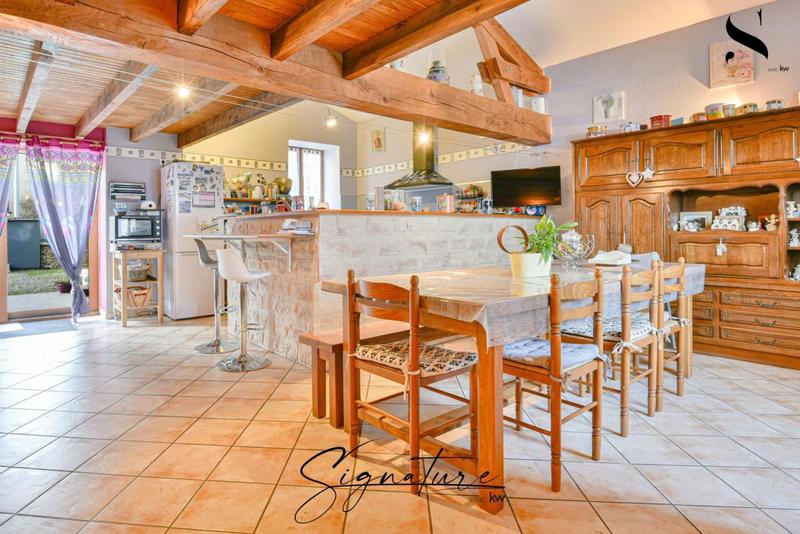 Maison - 160 m² - 7 pièces