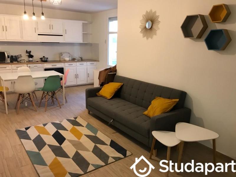 Chambre - 9 m² - 1 pièce