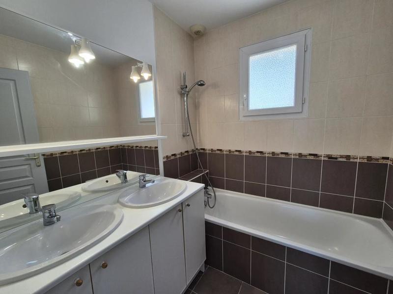 Maison - 75 m² - 4 pièces