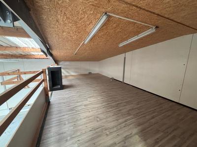 Entrepôt - 264 m²