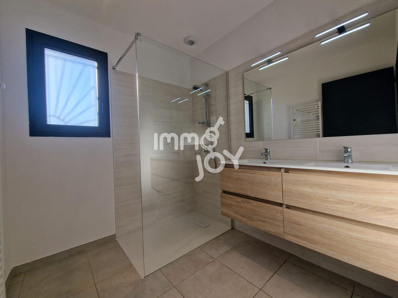 Maison - 83 m² - 4 pièces