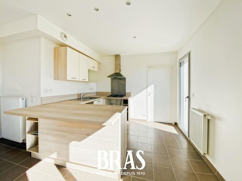 Maison - 95 m² - 6 pièces