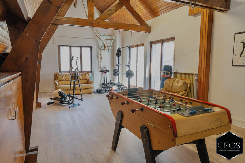 Maison ancienne - 272 m² - 14 pièces