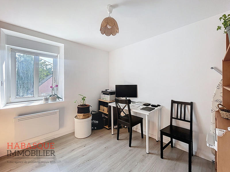 Maison - 77 m² - 6 pièces