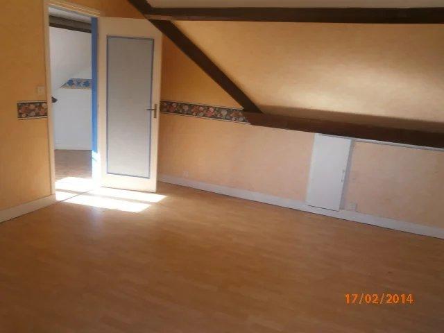 Maison - 165 m² - 9 pièces