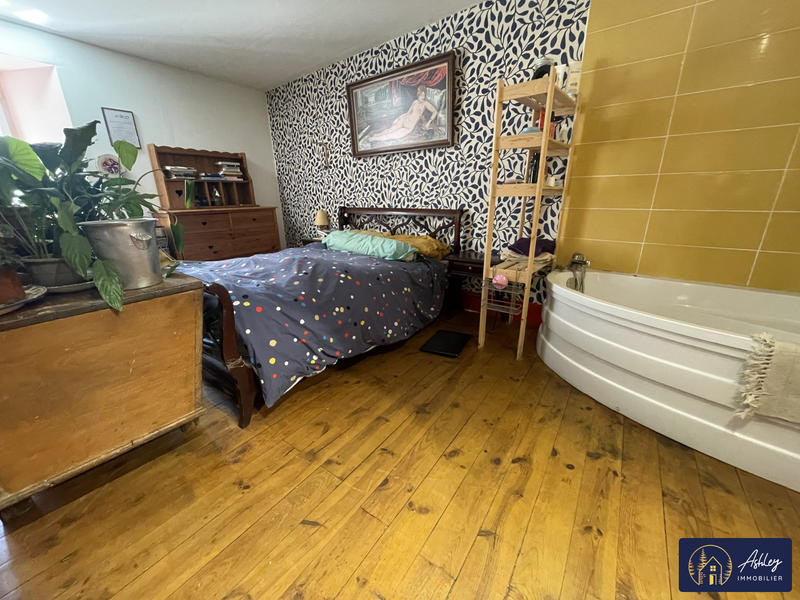 Maison ancienne - 230 m² - 6 pièces