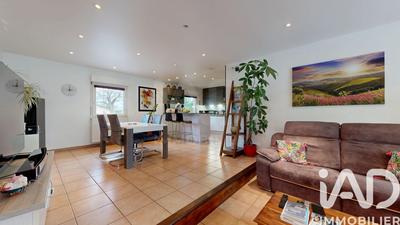 Maison - 108 m² - 4 pièces