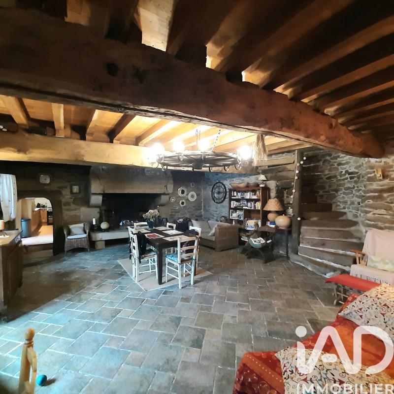 Maison - 197 m² - 7 pièces