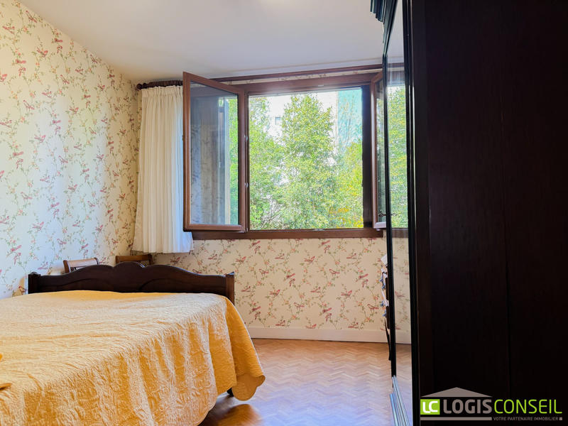 Appartement - 101 m² - 5 pièces