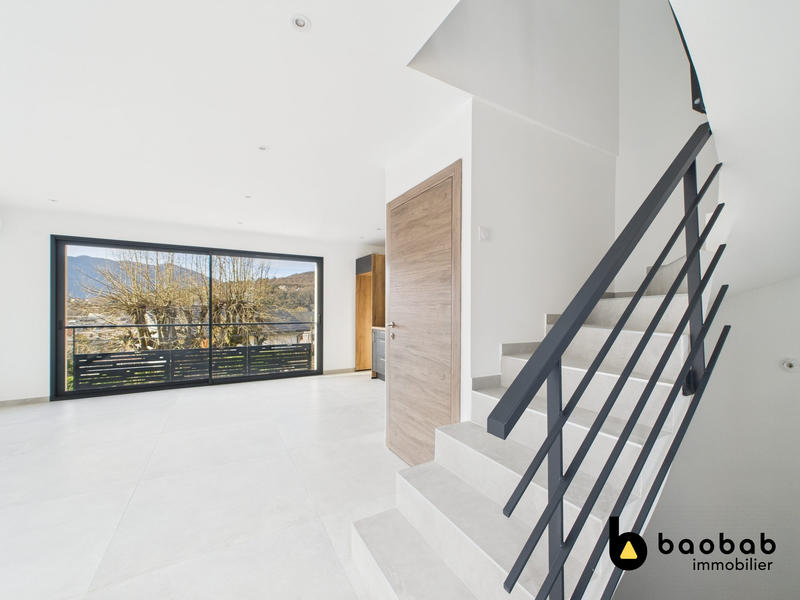 Maison - 106 m² - 4 pièces