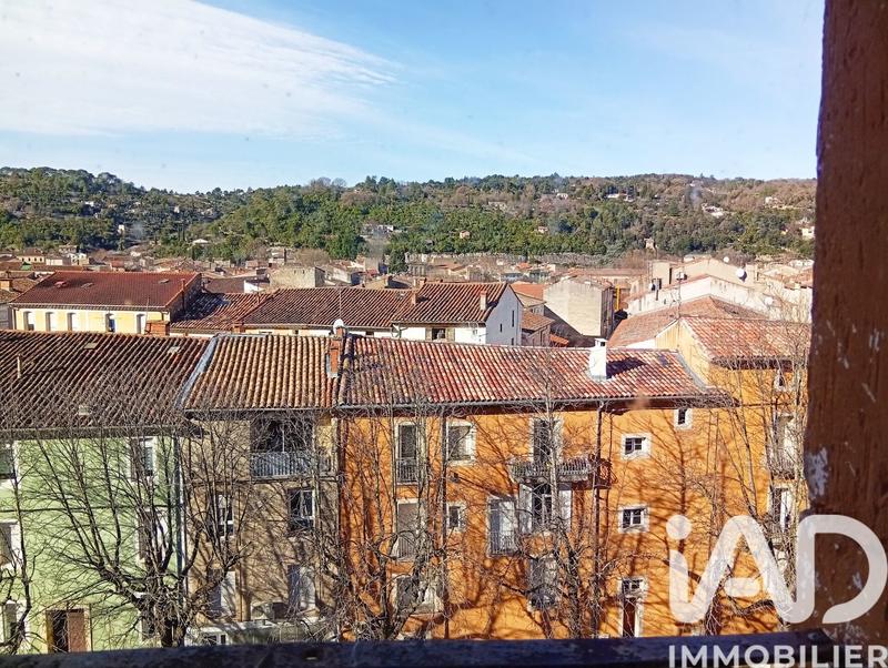 Maison - 185 m² - 8 pièces