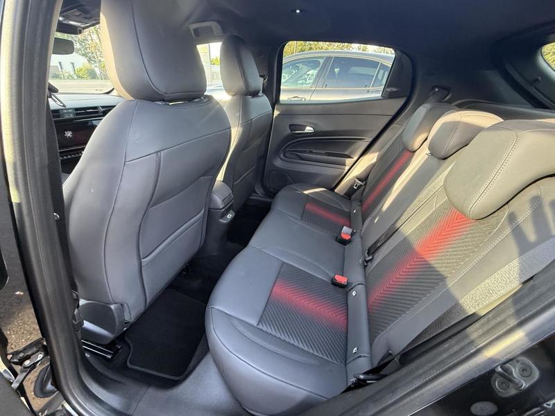 Alfa Romeo Junior ibrida pack premium - techno