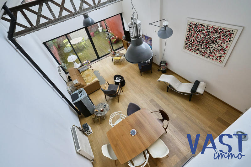Loft - 127 m² - 4 pièces