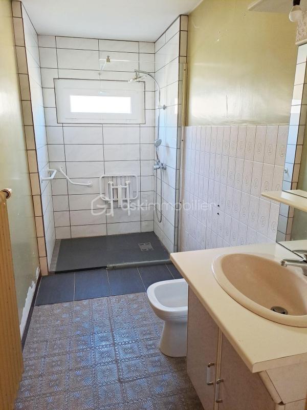 Maison en pierre - 151 m² - 6 pièces