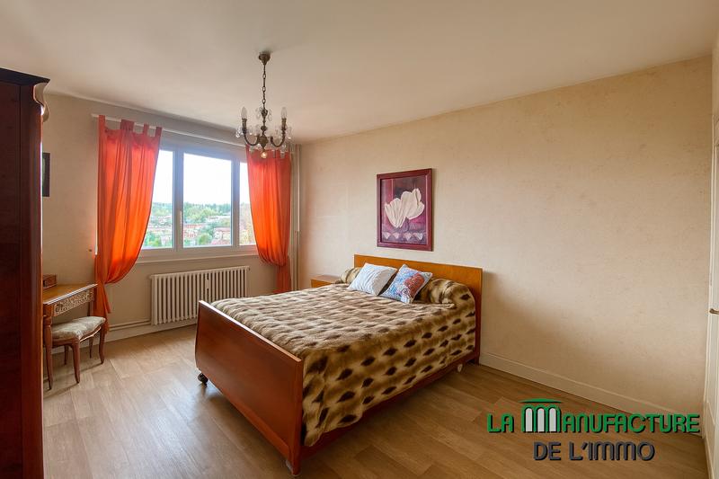 Appartement - 75 m² - 4 pièces