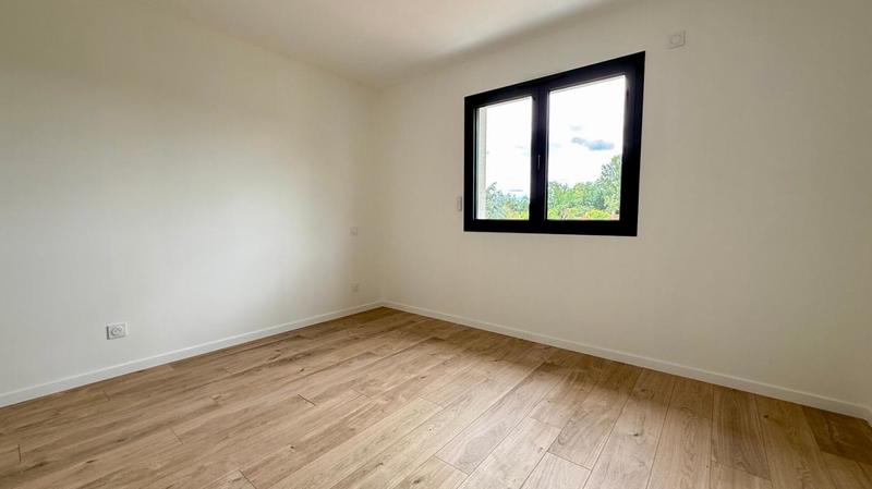 Maison - 87 m² - 4 pièces