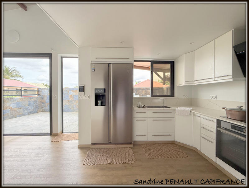 Maison d'architecte - 246 m² - 7 pièces