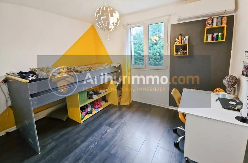 Maison - 102 m² - 6 pièces